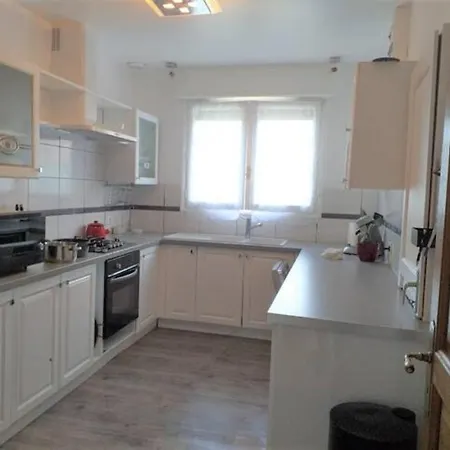 Maison De Semesterbostad Seyresse